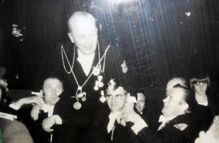 Dr. Horst Plate wurde neuer Schützenkönig